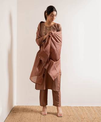 Nude Ruhani Straight Fit Kurta Set 12