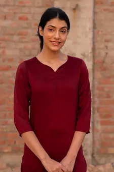 Red Sadka Straight Fit Kurta Set