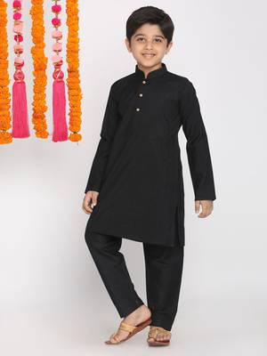  Black Kurta Pyjama Set 2