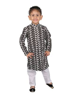  Black And White Kurta Pyjama Set 1