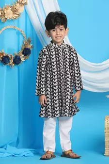  Black And White Kurta Pyjama Set