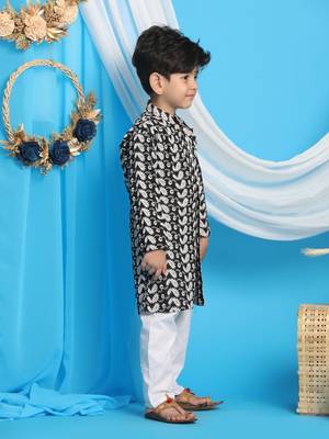  Black And White Kurta Pyjama Set 3