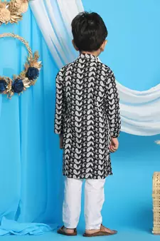  Black And White Kurta Pyjama Set