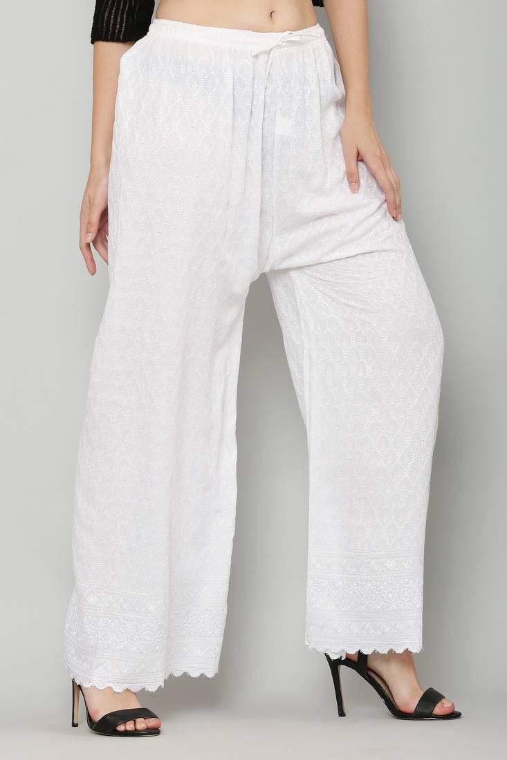 Wome's Full Chiken/Chikankari Relaxed Palazzo pant White Color (Free Size)