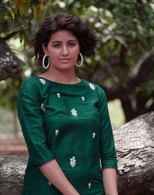Green embroidered viscose ethnic-kurtis 2