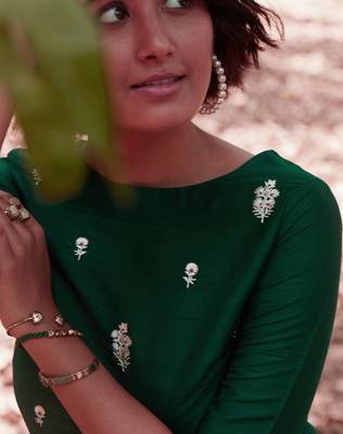 Green embroidered viscose ethnic-kurtis 3