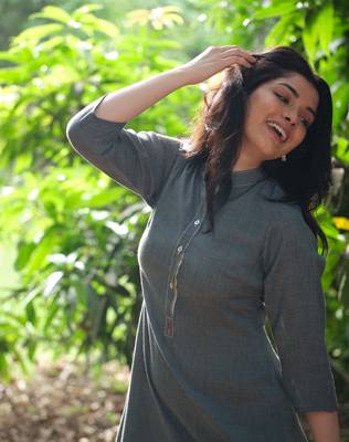 Grey embroidered viscose rayon long-dresses 3