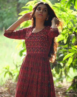 Maroon embroidered viscose rayon maxi-dresses 5