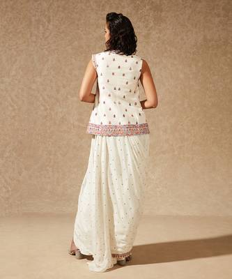 Ivory Emaya Blazer Jacket And Saree 3