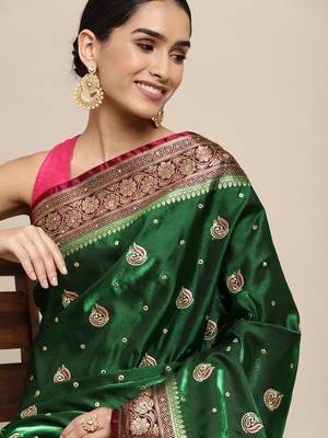 HOUSE OF BEGUM Women's Dark Green Banarasi Katan Silk Saree With Blouse Piece 5