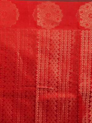 HOUSE OF BEGUM Women's Red Kubera Pattu Silk Saree With Blouse Piece 5