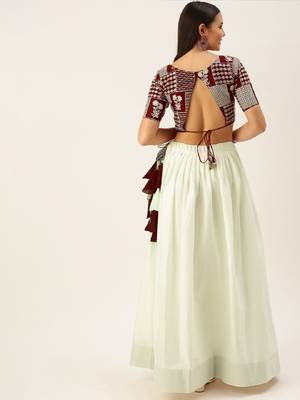 white colour pure cotton lehenga with Lucknowi Embroidery Work Unstitched blouse 2