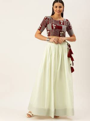 white colour pure cotton lehenga with Lucknowi Embroidery Work Unstitched blouse 3