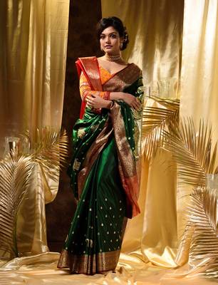 HOUSE OF BEGUMs Women's Green Banarasi Satin Silk Saree With Stone Work with blouse piece 1