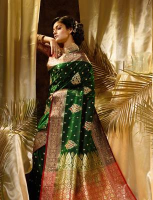 HOUSE OF BEGUMs Women's Green Banarasi Satin Silk Saree With Stone Work with blouse piece 5