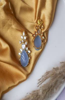 Elegant Carving Cornflower Blue Stone Earring 3