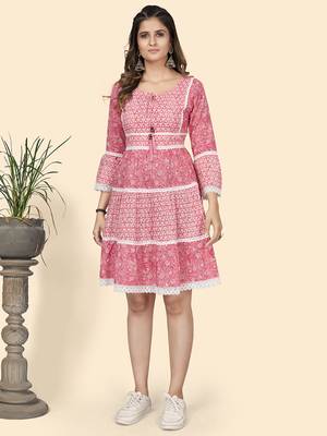 Vbuyz Women'S Print & Lace Work Flared Cotton Pink Stitched Dress 1