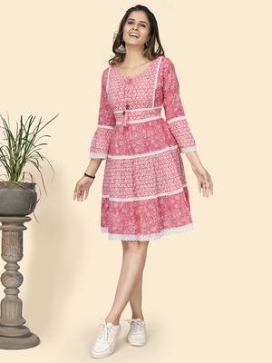 Vbuyz Women'S Print & Lace Work Flared Cotton Pink Stitched Dress 2