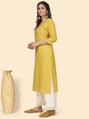 Vbuyz Women'S Print & Embroidered Straight Cotton Yellow Stitched Kurta 4