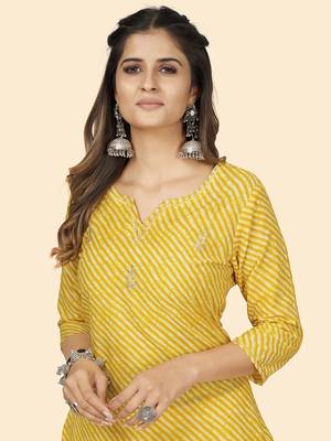 Vbuyz Women'S Print & Embroidered Straight Cotton Yellow Stitched Kurta 6
