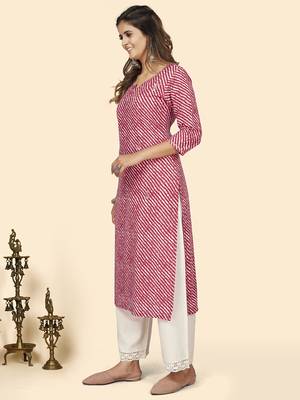 Vbuyz Women'S Print & Embroidered Straight Cotton Red Stitched Kurta 4