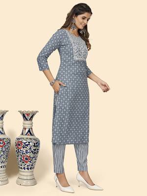 Vbuyz Women'S Print & Embroidered Straight Rayon Grey Stitched Kurta Pant With Dupatta 5