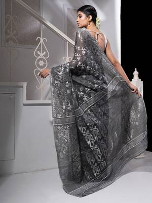 Grey Jamdani Saree With Silver Zari Work Without Blouse 4