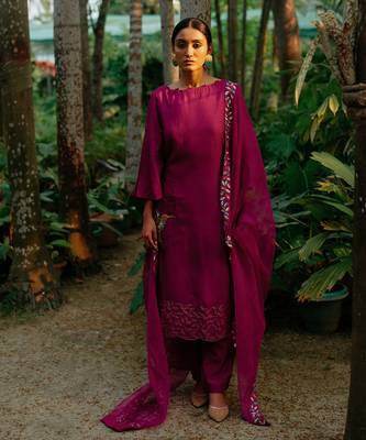 Pink Boat Neck Kurta Paired With Straight Pant And Dupatta 1