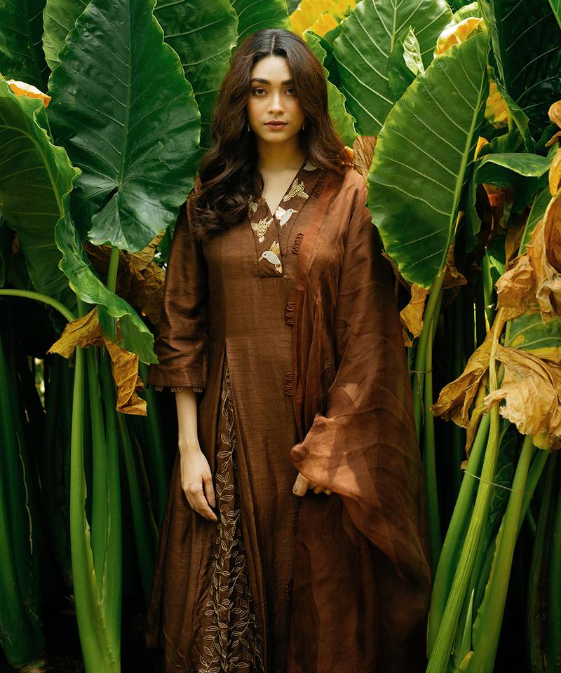 Brown Kurta With Pleating Detail Paired With Straight Pant And Dupatta