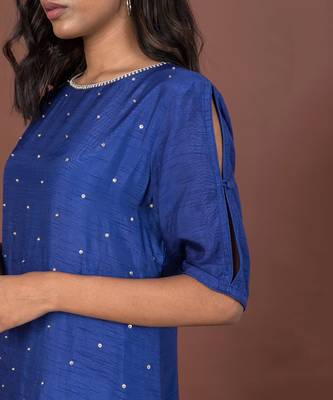 Blue Assymetrical Hem Kurta Set 5