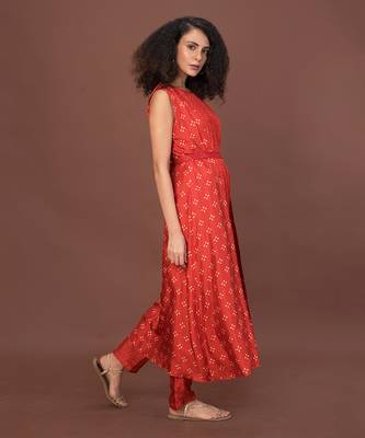 Red Medieval Kurta Set 3