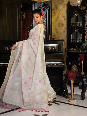 White  handloom saree with sequins and  zari border 4