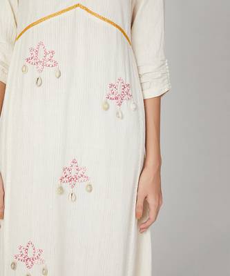White Lotus Midi Kurta 3