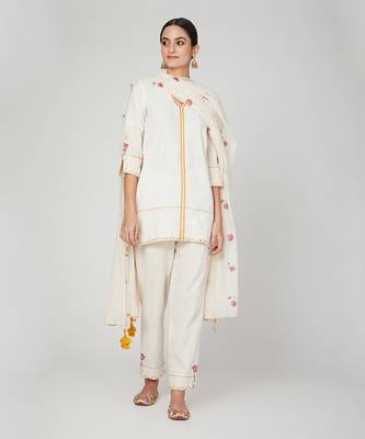 White Lotus Short Kurta Pants Set 1