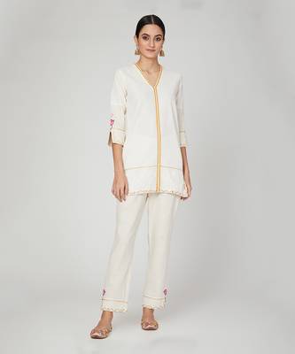 White Lotus Short Kurta Pants Set 3