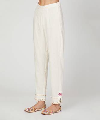 White Lotus Short Kurta Pants Set 4