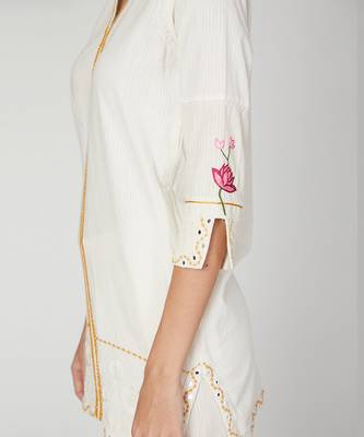 White Lotus Short Kurta Pants Set 5