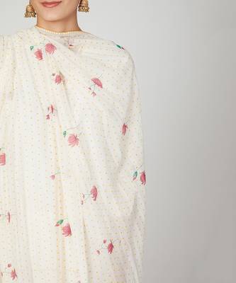 White Lotus Short Kurta Pants Set 6