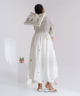 Beige Moonlight Dress Set 4