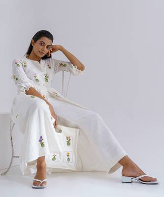 Beige Moonlight Dress Set 5