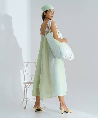 Light Green Sea Coast Dress 4
