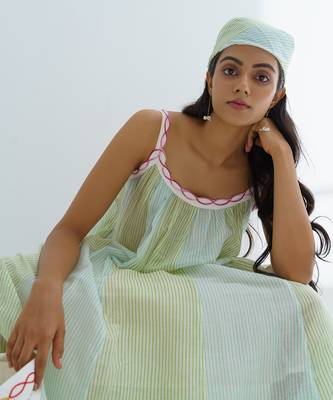 Light Green Sea Coast Dress 5