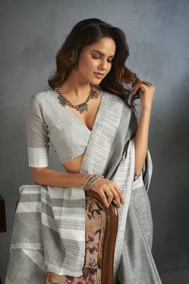 Light grey woven linen saree with blouse 4