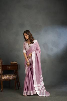 Light pink woven linen saree with blouse 3