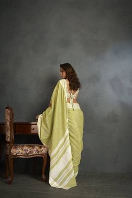 Light yellow woven linen saree with blouse 4
