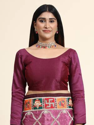 Purple embroidered silk blend saree with blouse 4