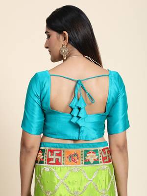 Green embroidered silk blend saree with blouse 5