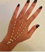 Gold pearl haath-phool-hath-panja