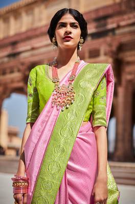 Pink woven silk saree with blouse 2