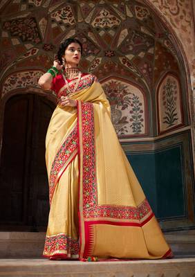 Ivory woven silk saree with blouse 1